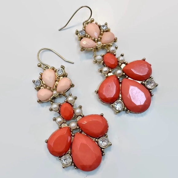 Jewelry - Vintage Rhinestone Gold Dangle Earrings